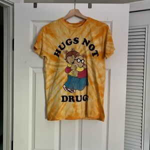 Vintage Arthur Yellow Tie-Dye Shirt - Hugs Not Drugs